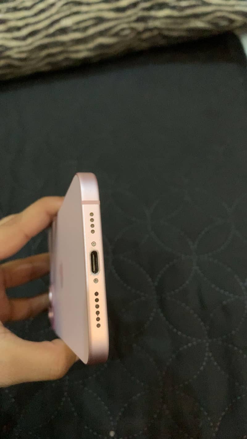 Apple iPhone 15 plus 1