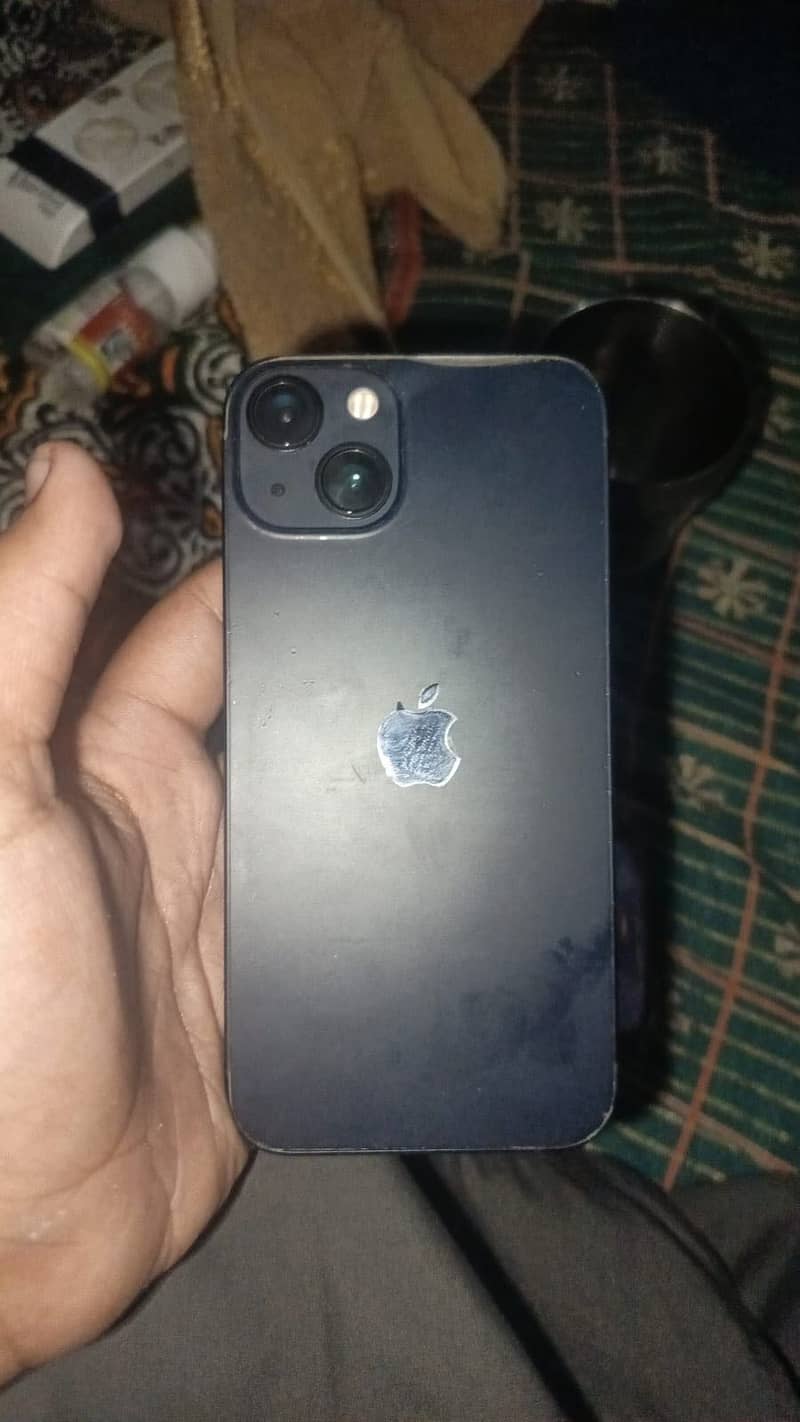 Apple iPhone 13 0