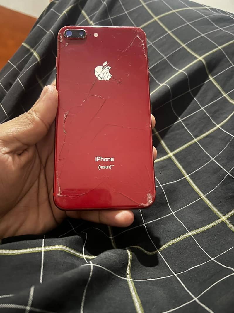 Apple iPhone 8 Plus 0