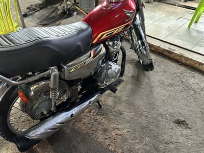 Want to exchange with YBR or any Replica Sport Bike