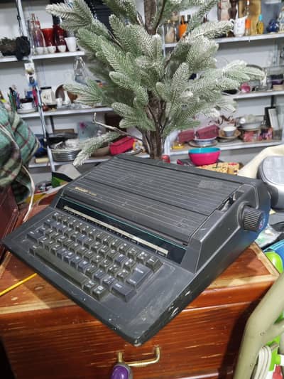 Sharp PA-3000 Portable Electronic Typewriter