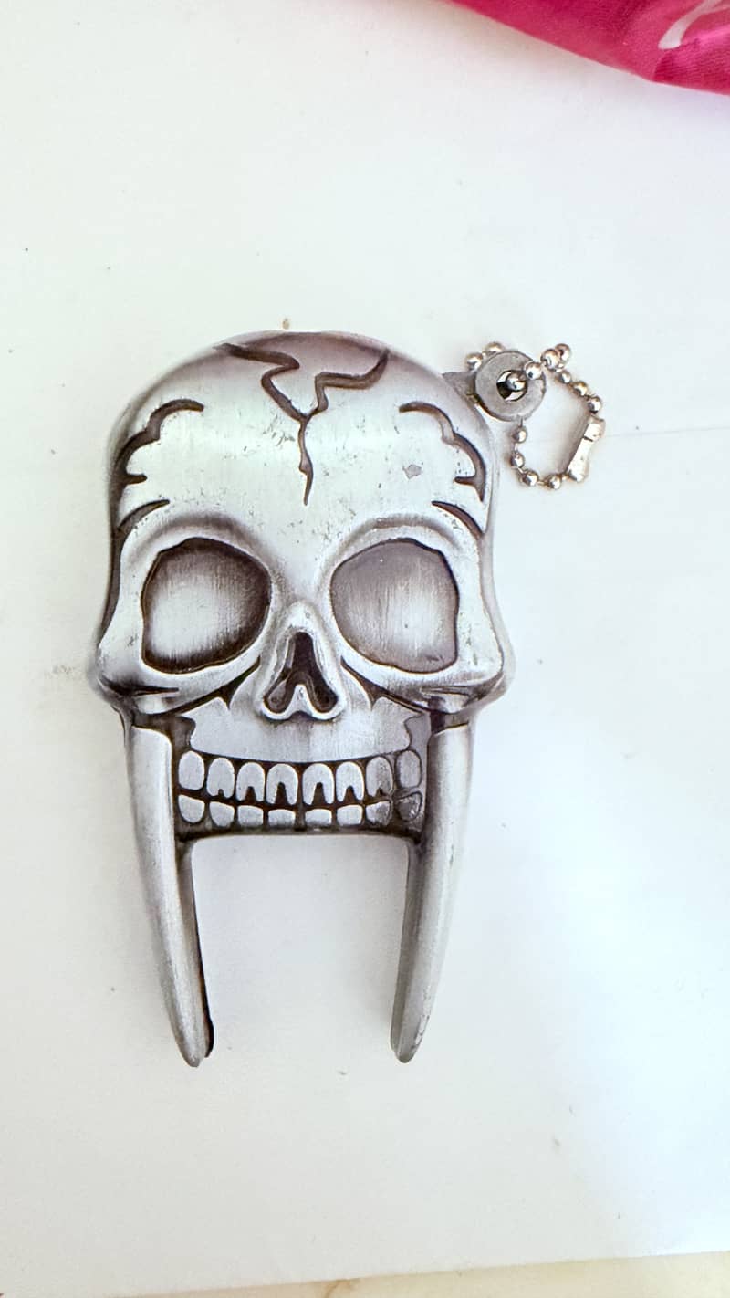 Skeleton lighter 1