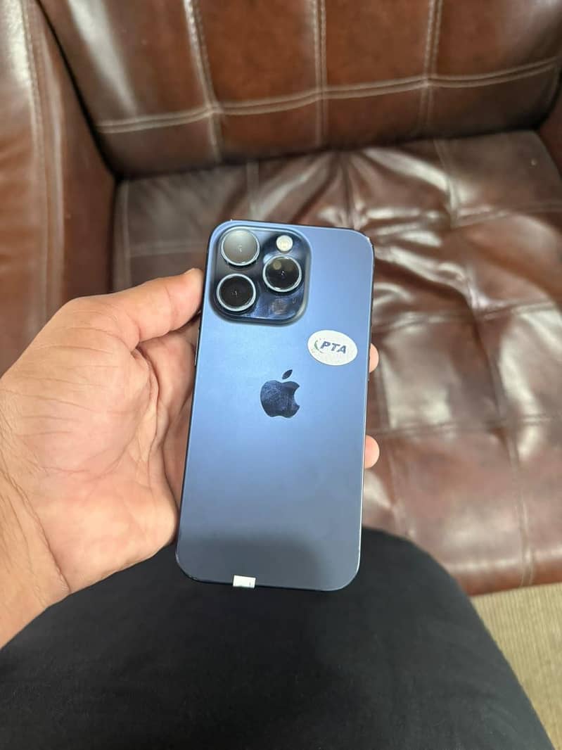 Apple iPhone 15 Pro 0