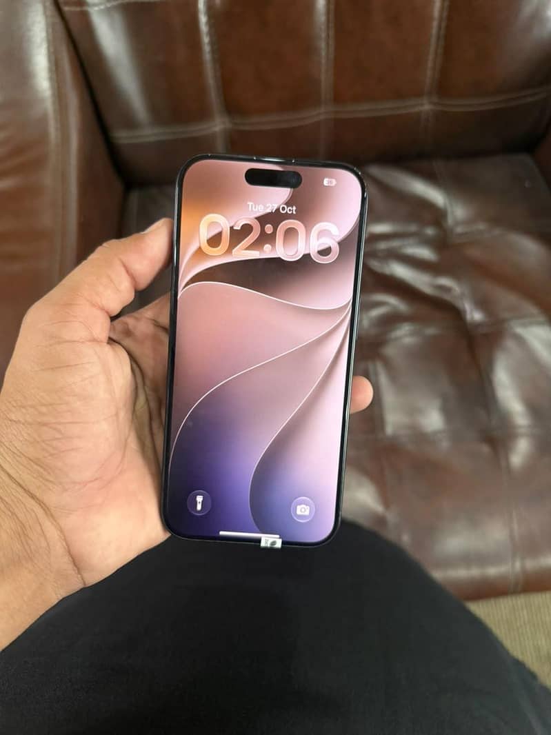 Apple iPhone 15 Pro 1