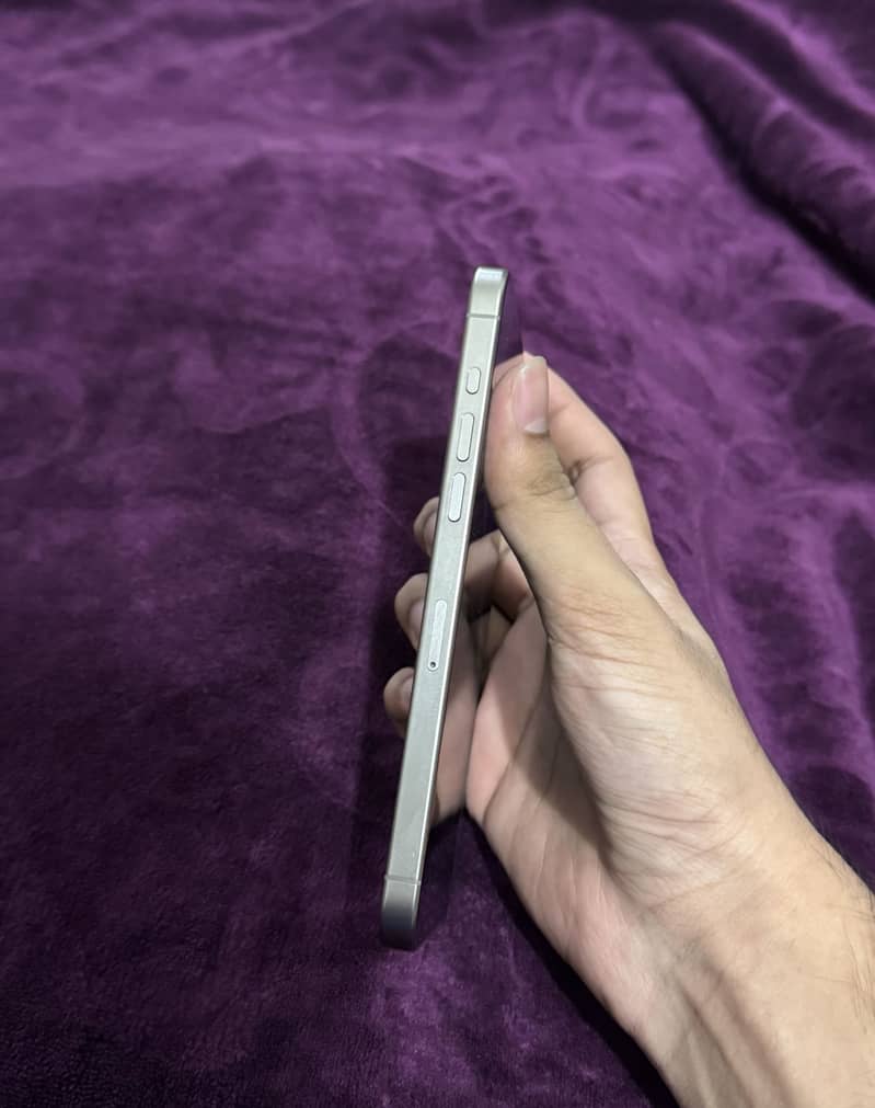 IPhone 15 Pro Max 1