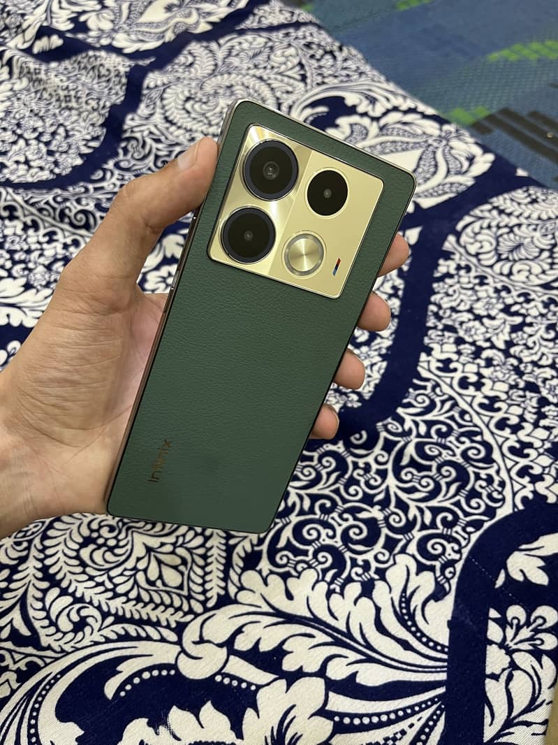 Infinix Note 40 1