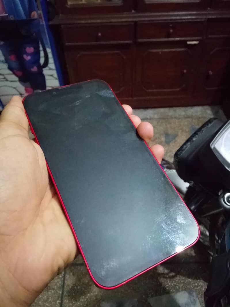 Apple iPhone 13 1