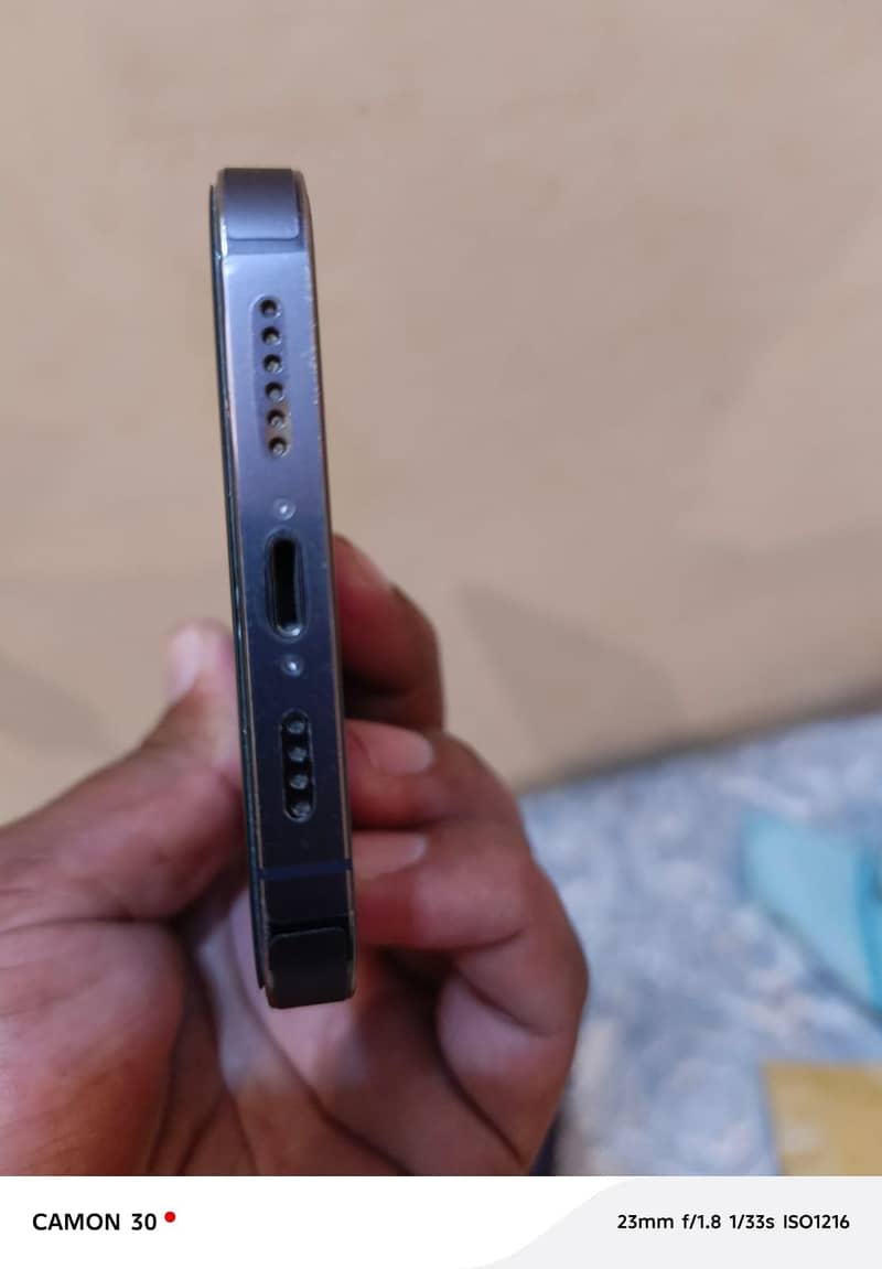 Apple iPhone 14 Pro Max 1