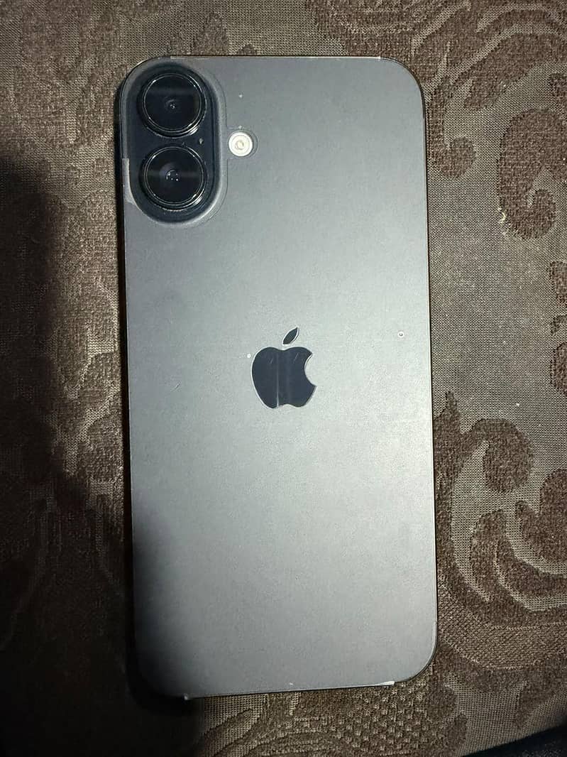 Apple iPhone 16 Plus JV 0