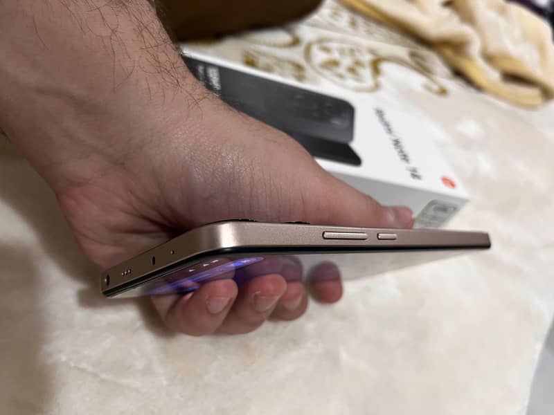 Xiaomi Redmi Note 14 3