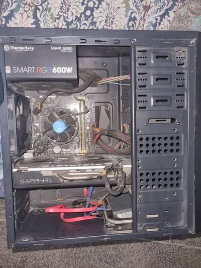 I7 4770 rx 580 8gb 16gb ram 256gb ssd