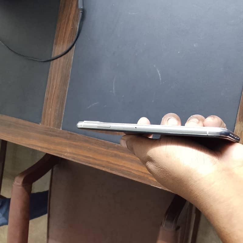 Apple iPhone XS Max 1