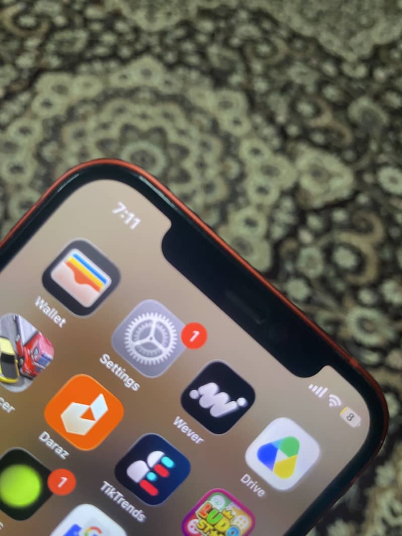 Apple iPhone 12 1