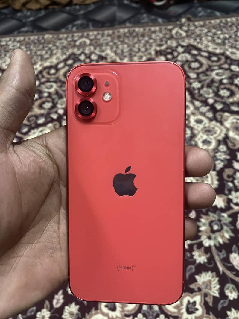Apple iPhone 12 4