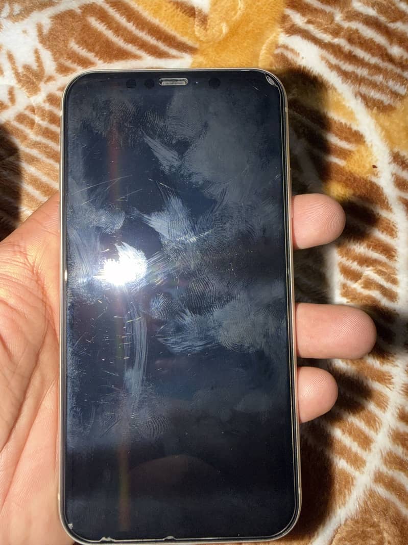 Apple iPhone 11 6