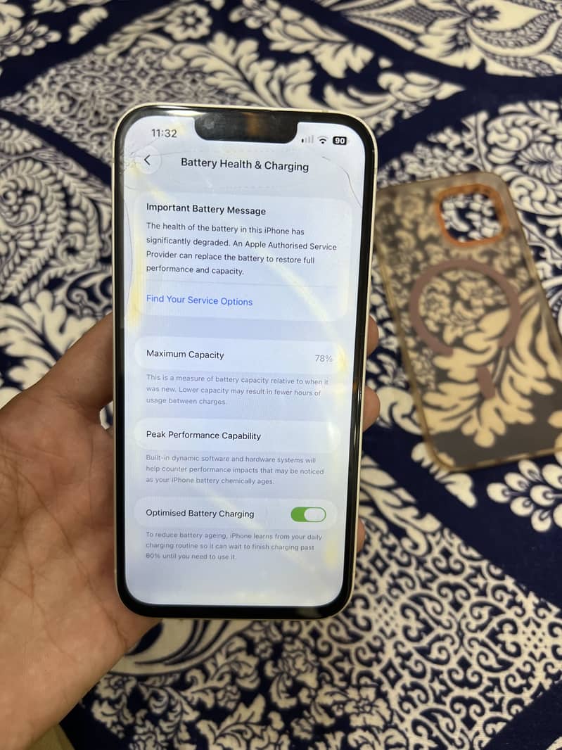 Apple iPhone 13 8