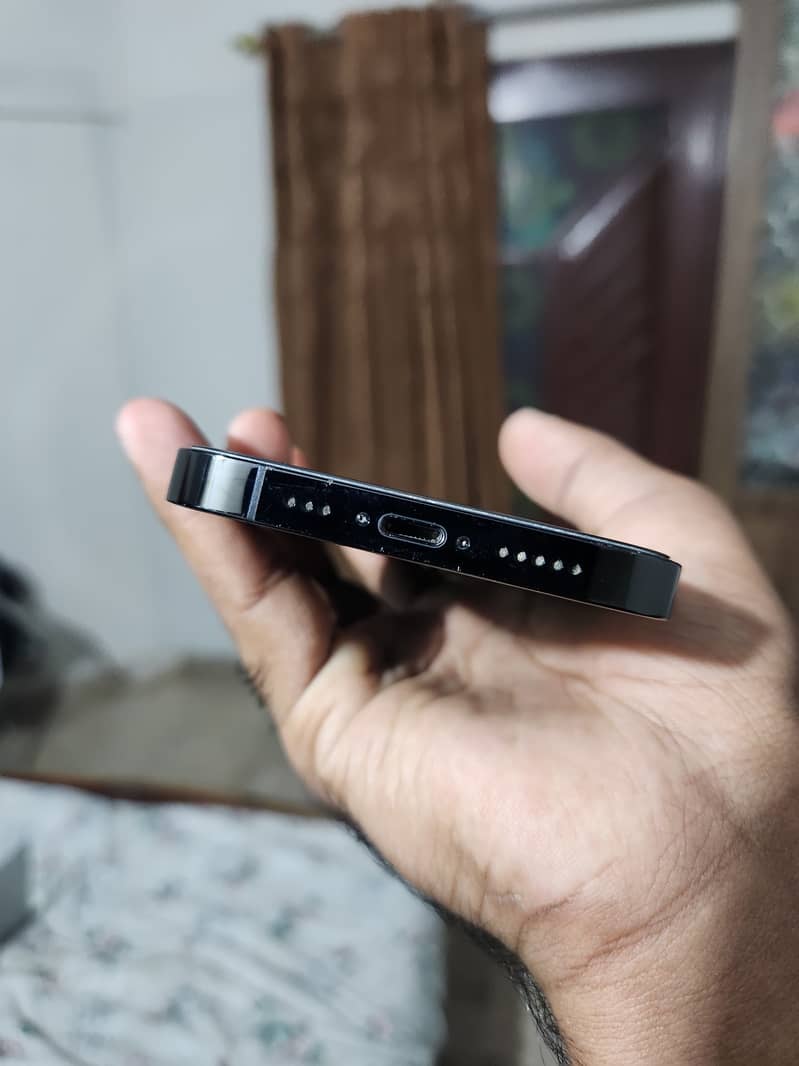 Apple iPhone 14 Pro 1