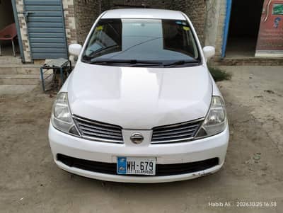 Nissan Tiida 2008