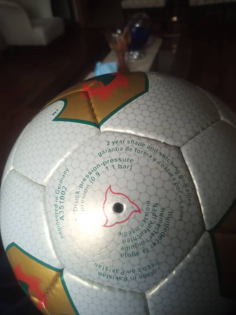 FIFA 2002 Worldcup Matchball 2002 1