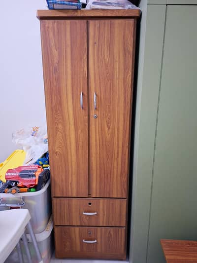 single almari with 2 door