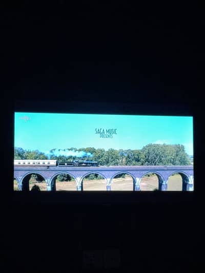 TCL 40 Inch Smart LED TV – Excellent Condition