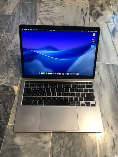 MacBook Pro 2020 13" | Core i7 | 32GB RAM | 512GB SSD | Clean