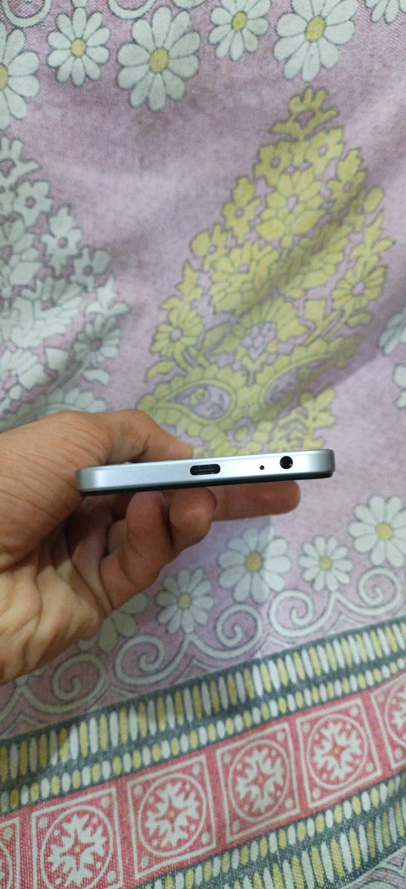 Realme C61 5
