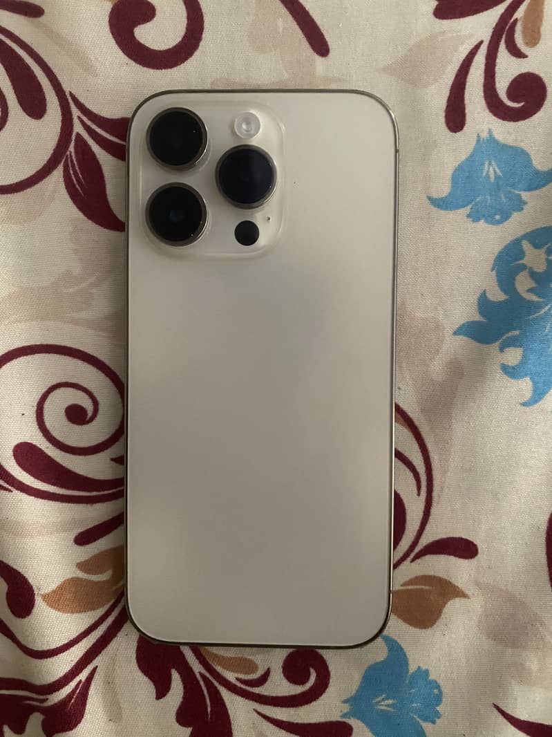 Apple iPhone 14 Pro 0