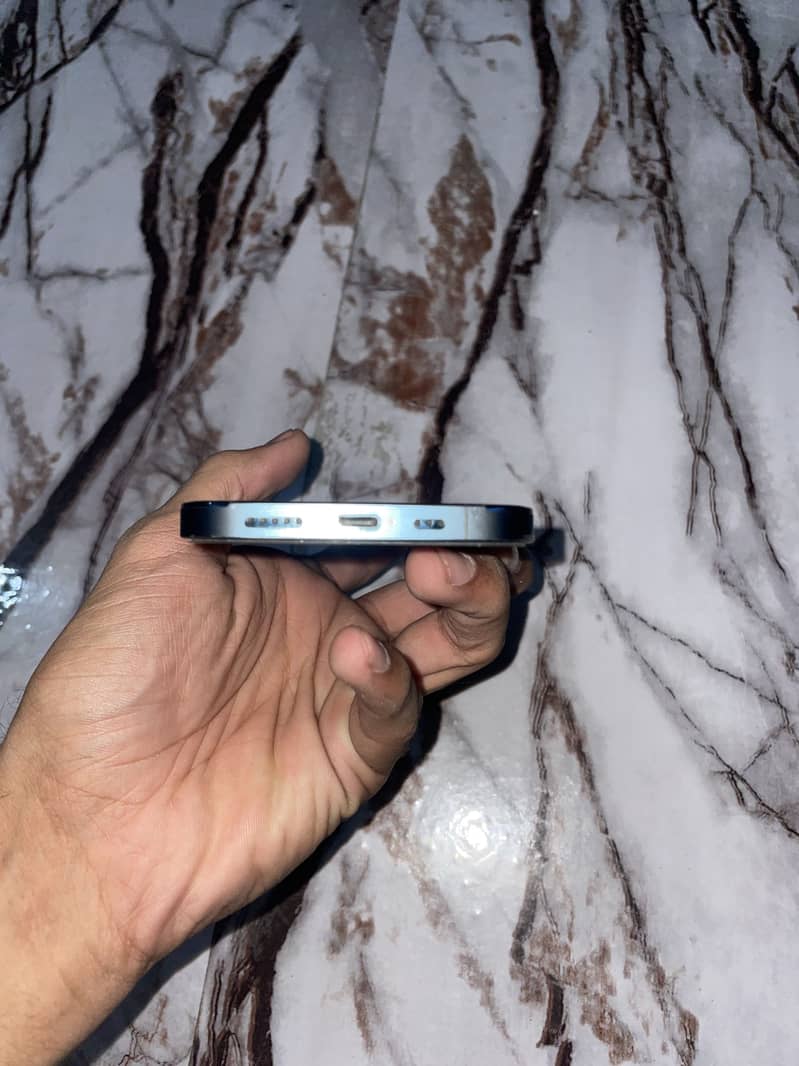 Apple iPhone 12 Pro 1