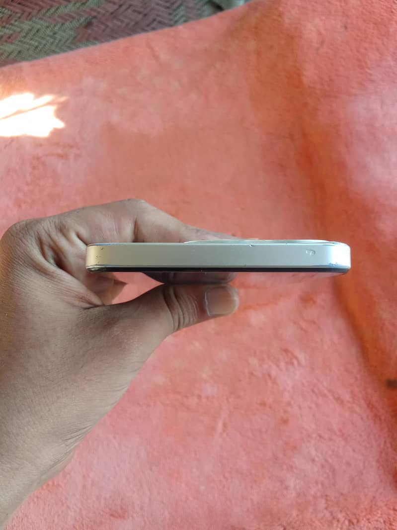 Realme C61 6