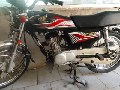 Honda CG 125 10 by 10 candtion liter per ha