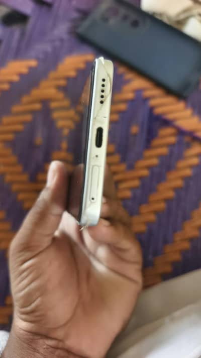vivo y400