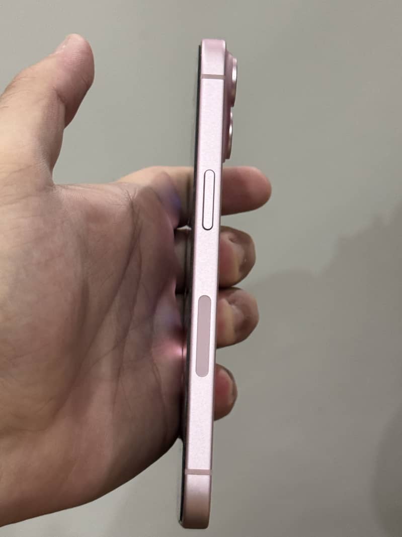 Apple iPhone 15 1