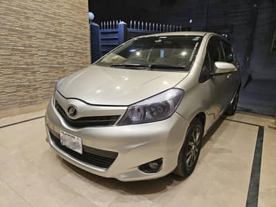 Toyota Vitz 2013