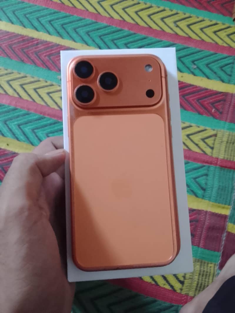 Apple iPhone 17 Pro Max 0