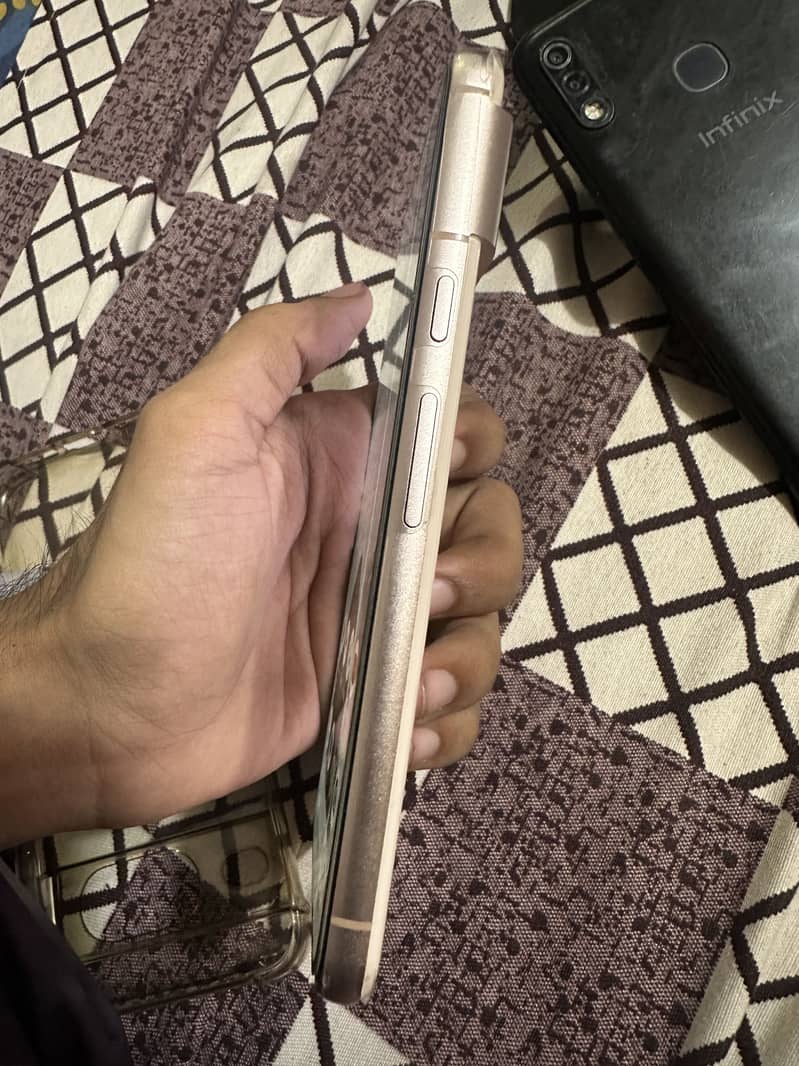 Google Pixel 8 1