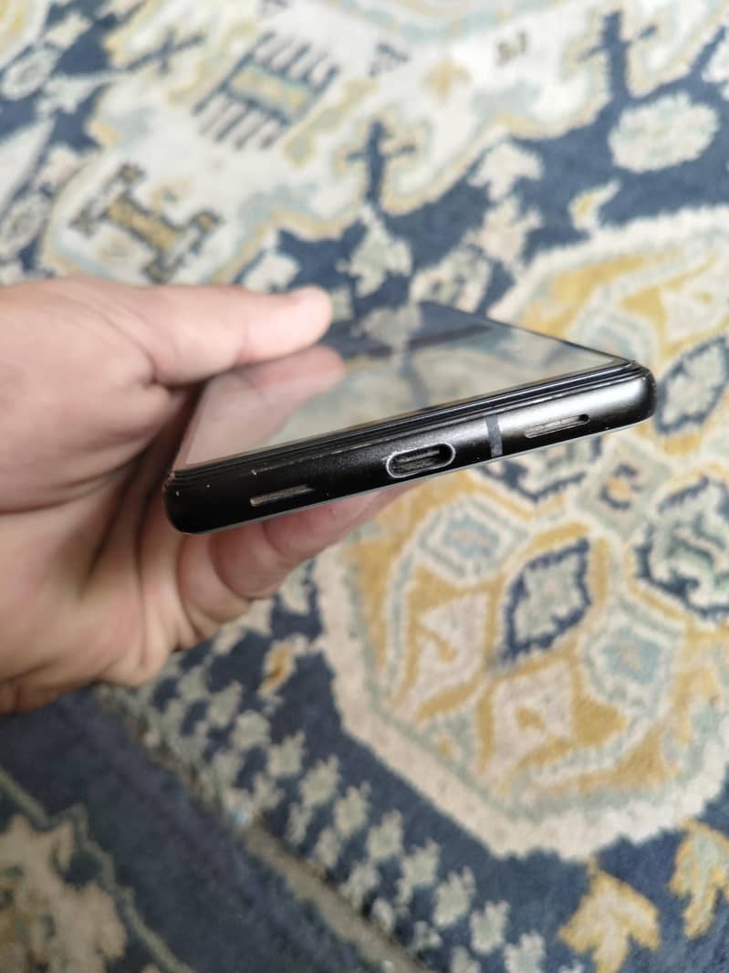 Google Pixel 6a 5