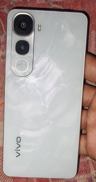 Vivo Y400
