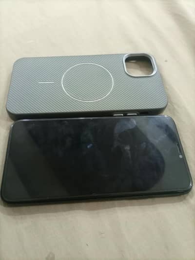 Iphone 11 Pro Max with box