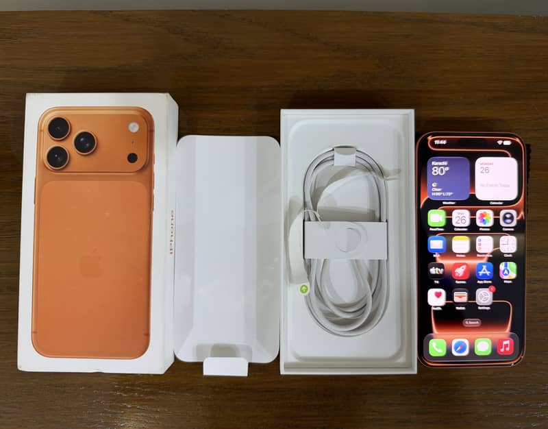 Apple iPhone 17 Pro Max 1