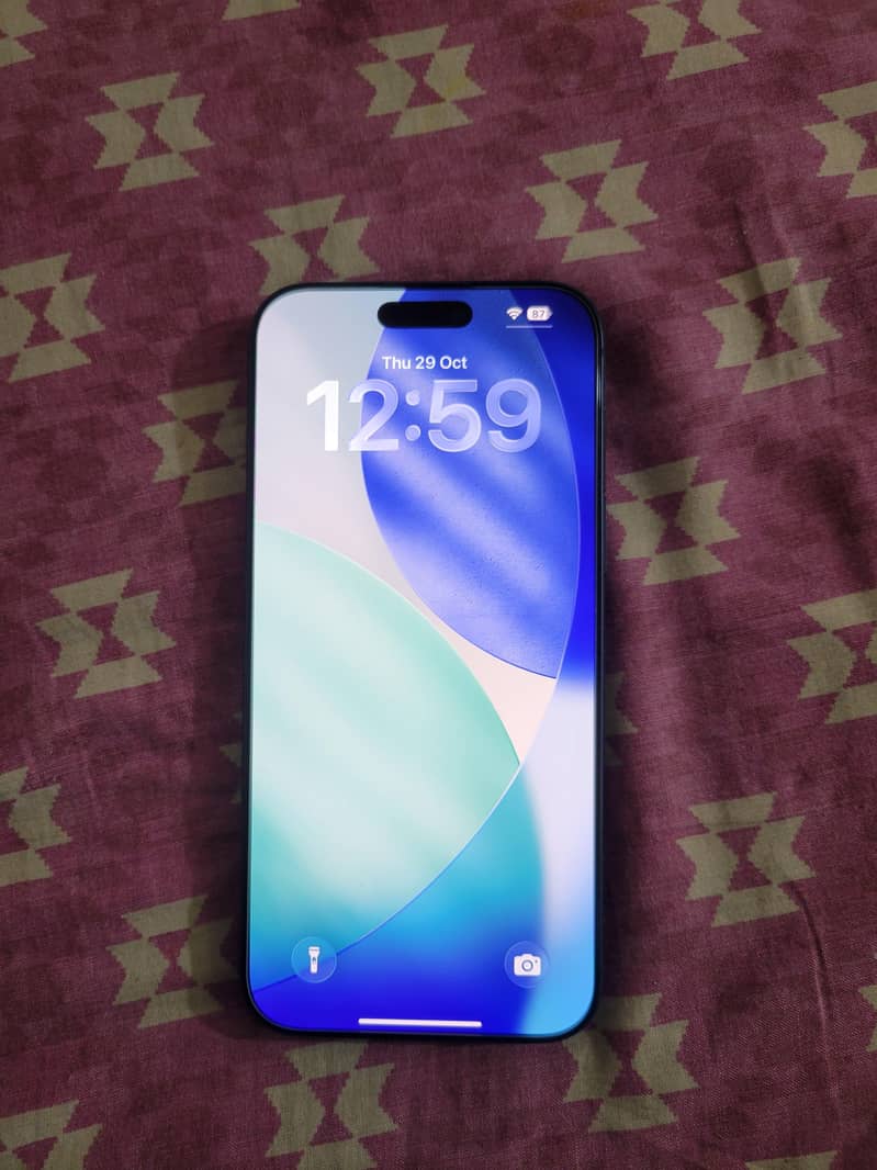 Apple iPhone 17 Pro Max 1
