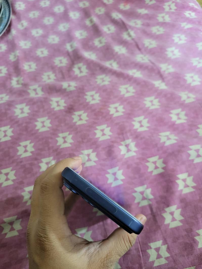 Apple iPhone 17 Pro Max 8
