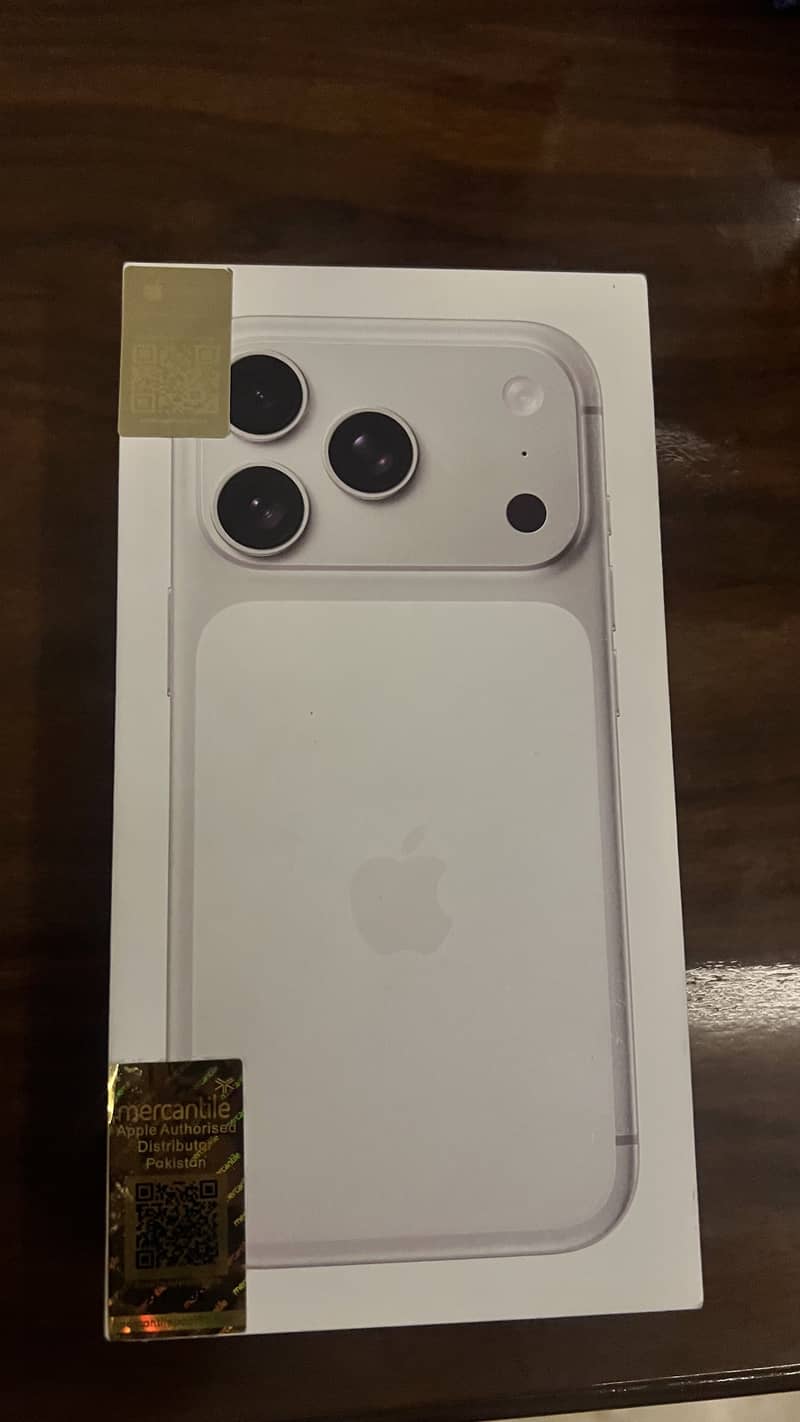 Apple iPhone 17 Pro 1