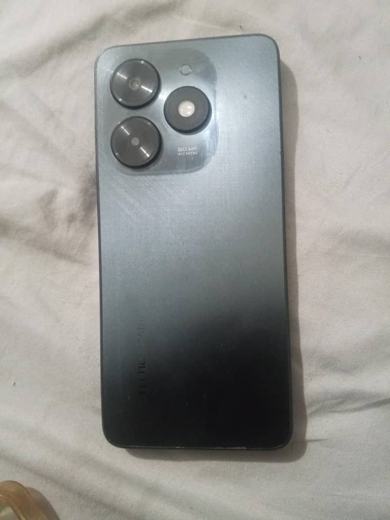 Tecno spark20c 0