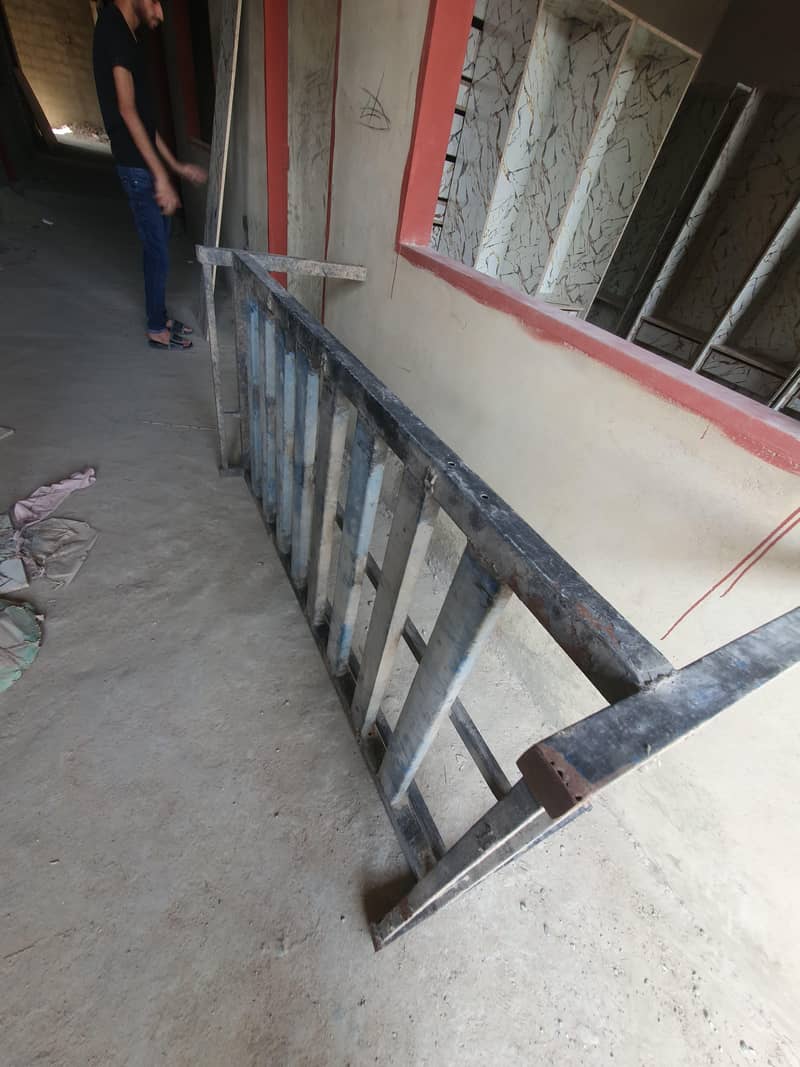 Iron Bed Structure 1