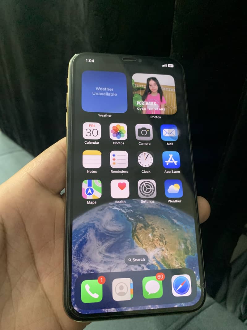 Apple iPhone XS Max 0