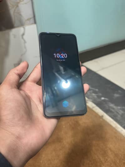 Vivo V21
