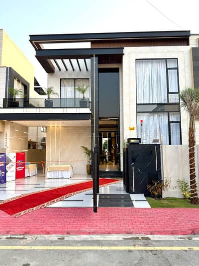 10 MARLA UlTRA MODERN DESIGNER LUXURY HOUSE FOR SALE IN BAHRAI TWON