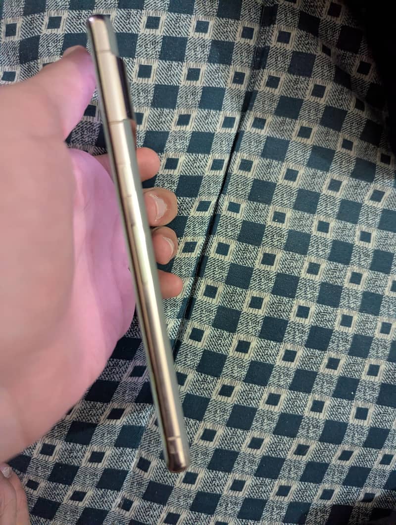 Google Pixel 7 Pro 4