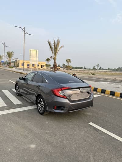 Honda Civic Oriel 2018